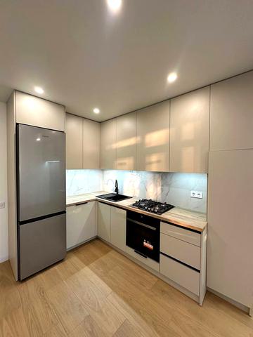 Зелена вул., 204г