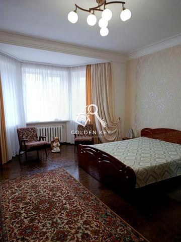 Віталія Власова вул., 17
