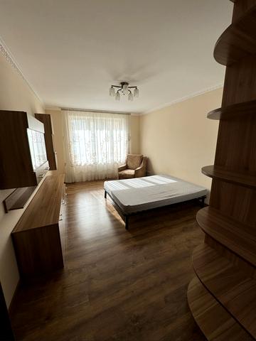 Івана Рубчака вул., 25