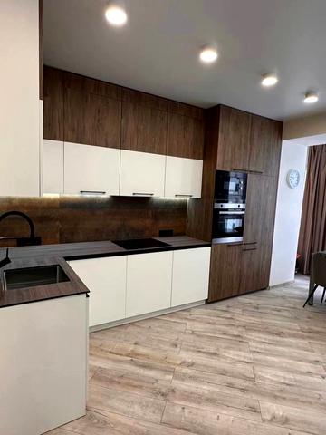 Приозерна вул., 42