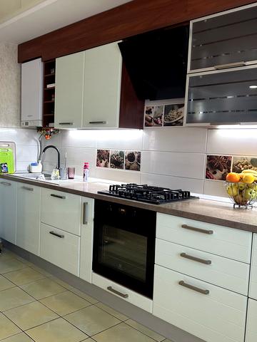 Рівна вул., 23