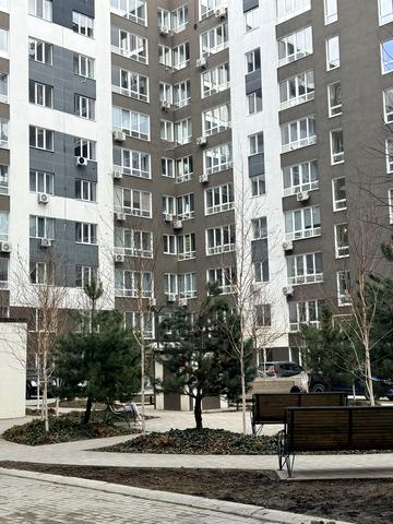 Літературна вул. (Чехова), 27