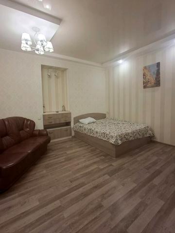 Ніни Строкатої вул. (Буніна), 40