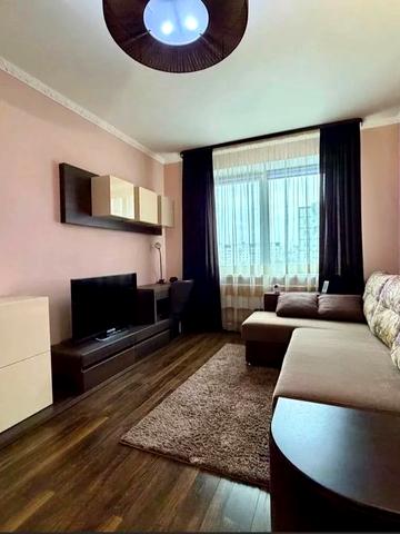 Івана Павла II вул. (Будівельників), 30