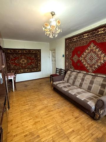 Ньютона вул., 133г