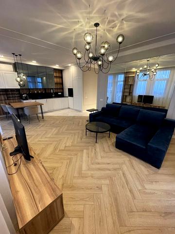 Спаська вул., 35