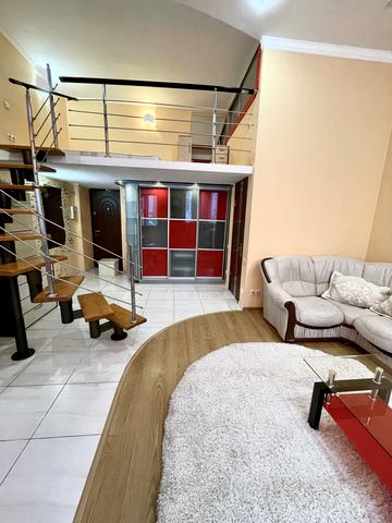 Саксаганського вул., 12-Б