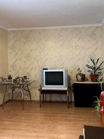 Університетський просп., 12