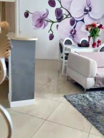 Літературна вул., 1а