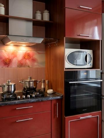 Добровольців пров., 6