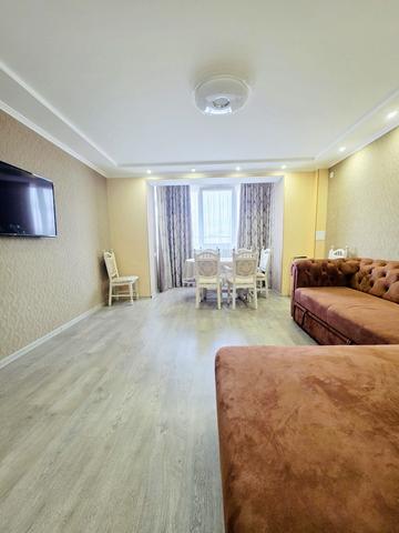 Харківська вул., 2/1