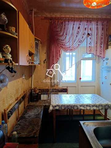 Університетський просп. (Гагаріна), 31