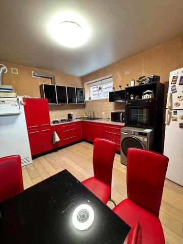 Фестивальна вул.