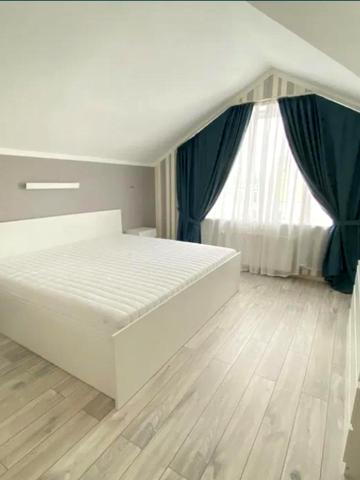 Бучанське шосе, 42