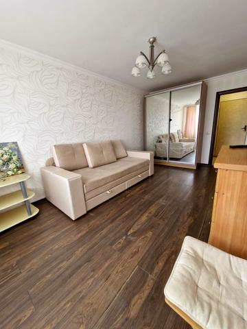 Академіка Корольова просп., 12-Л