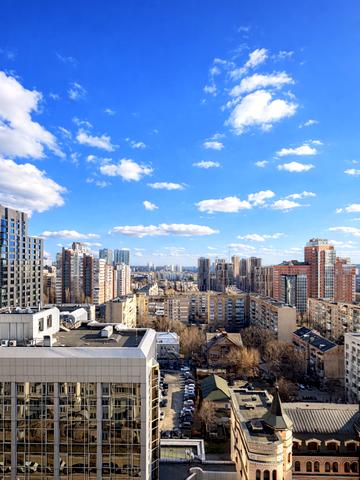 Єжи Ґедройця вул. (Тверська), 2