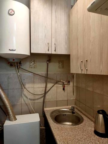 Київська вул., 16