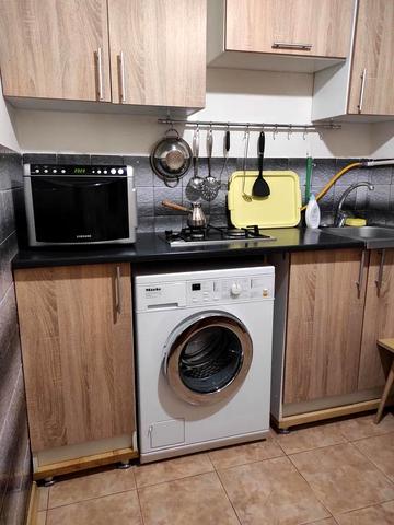 Карпа Скидана вул., 4