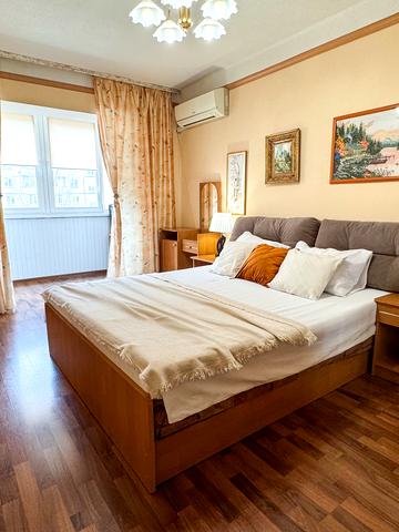 Березняківська вул., 14