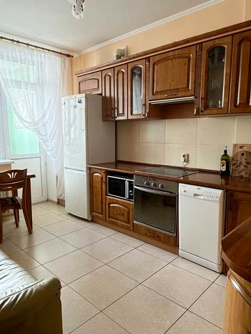 Драгоманова вул., 6-А