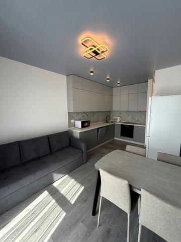 Богдана Хмельницького  вул., (ЖК Брама (будинок 1))