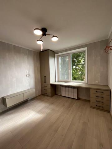 Валентинівська вул. (Блюхера), 35/81