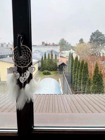 Євгена Коновальця вул. ()