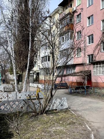 Лікаря Овксентія Богаєвського вул. (40 років Жовтня), 4