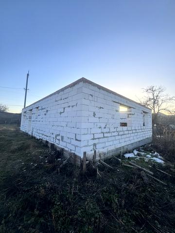 Вишнева вул.