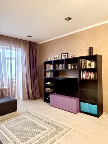 Космічна вул., 9-А