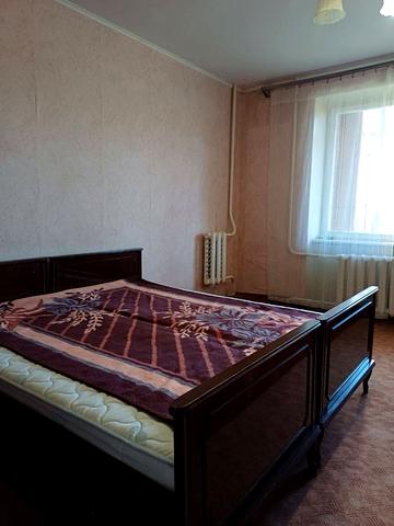 Кримська вул., 64