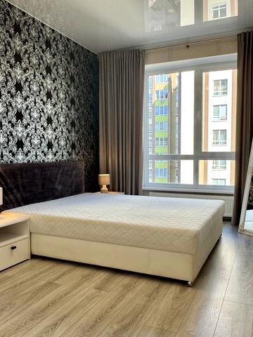 Академіка Шалімова вул., 65