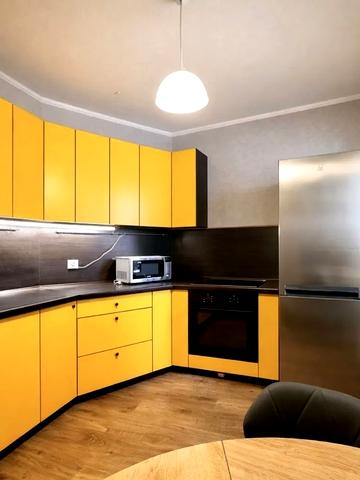 Єлизавети Чавдар вул., 38-Б