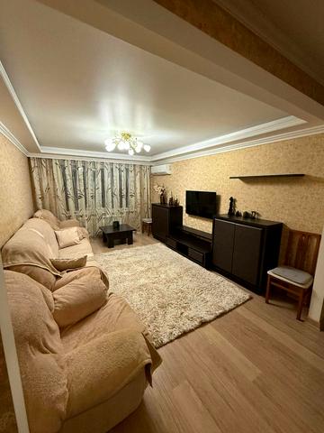 Героїв просп., 46