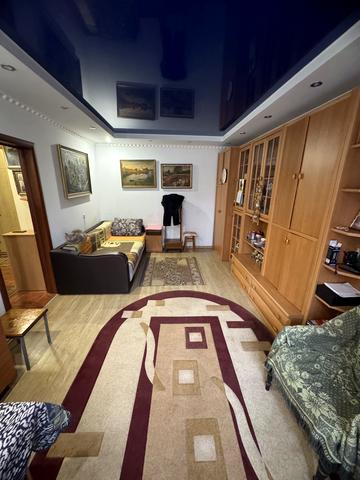 Лопанська вул., 31