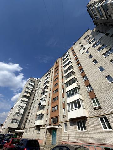 Петра Калнишевського вул., 1