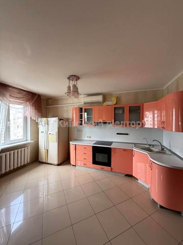 Сосницька вул., 19