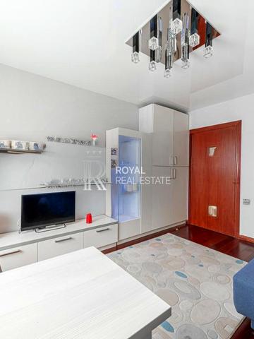 Лесі Українки бульв., 21-А