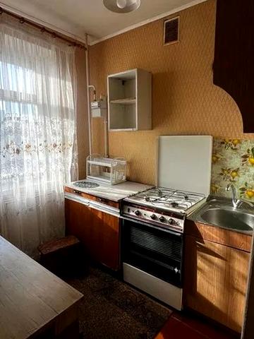 Залізна вул., 56