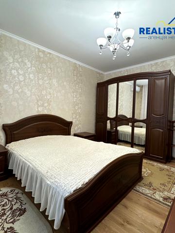 Лесі Українки вул., 21