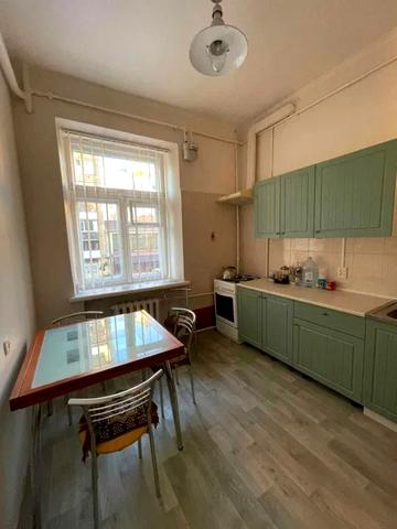 Преображенська вул., 72