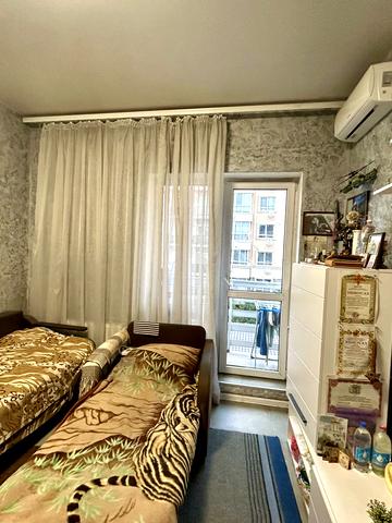 Владислава Бувалкіна вул., 7-Б К1