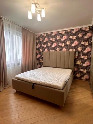 Михайла Яцкова вул. (), 13