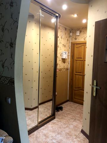 Єреванська вул., 13