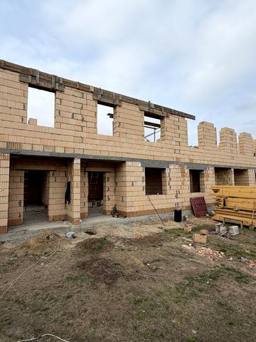 Левка Ревуцького вул., 1