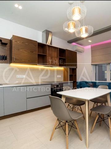 Андрія Верхогляда вул. (Михайла Драгомирова), 7