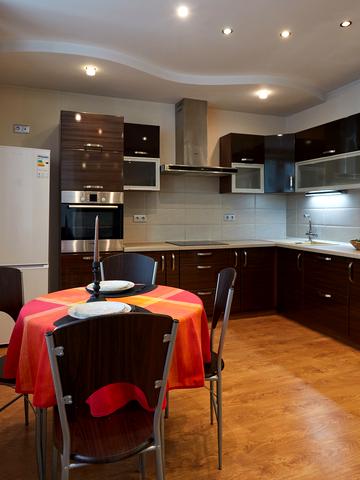 Миколи Руденка бульв. (Кольцова), 14-Е