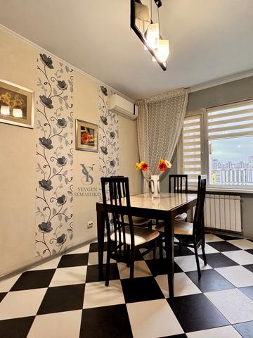 Миколи Бажана просп., 36