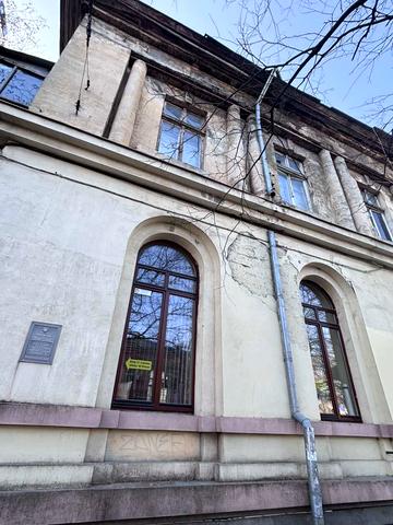 Віталія Боровика вул., 10