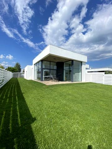 Володимирська вул., 14